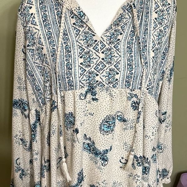 Torrid Blue and White Floral Print Long Sleeve Top with Tie Detail