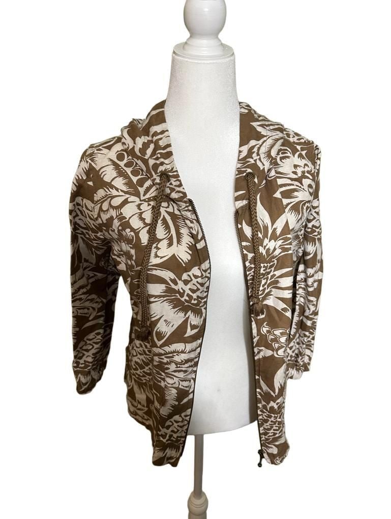 Pre loved Tommy Bahama Brown Hawaiian Tropical zip up women’s medium 4