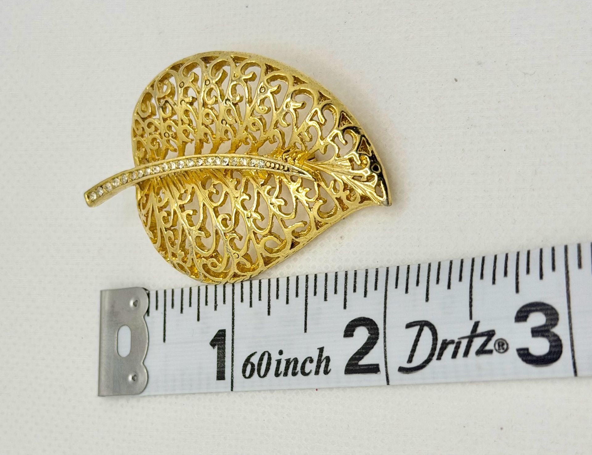 Vintage Gold Tone Metal Filigree Leaf Brooch with Rhinestone Stem 3