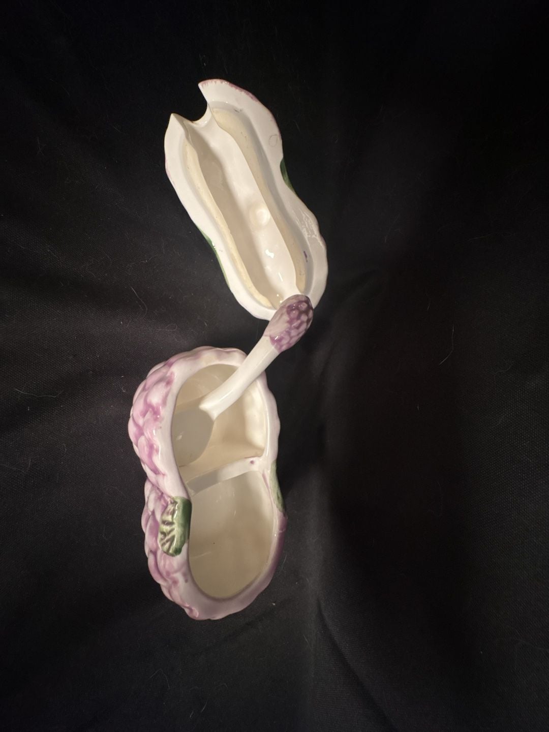 Vintage Ceramic Purple Grape Cluster Lidded Condiment Jar with Spoon 3