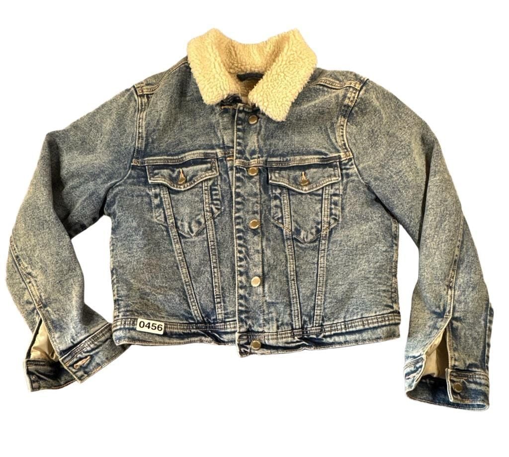 Hollister Sherpa-Lined Denim Trucker Jacket 11