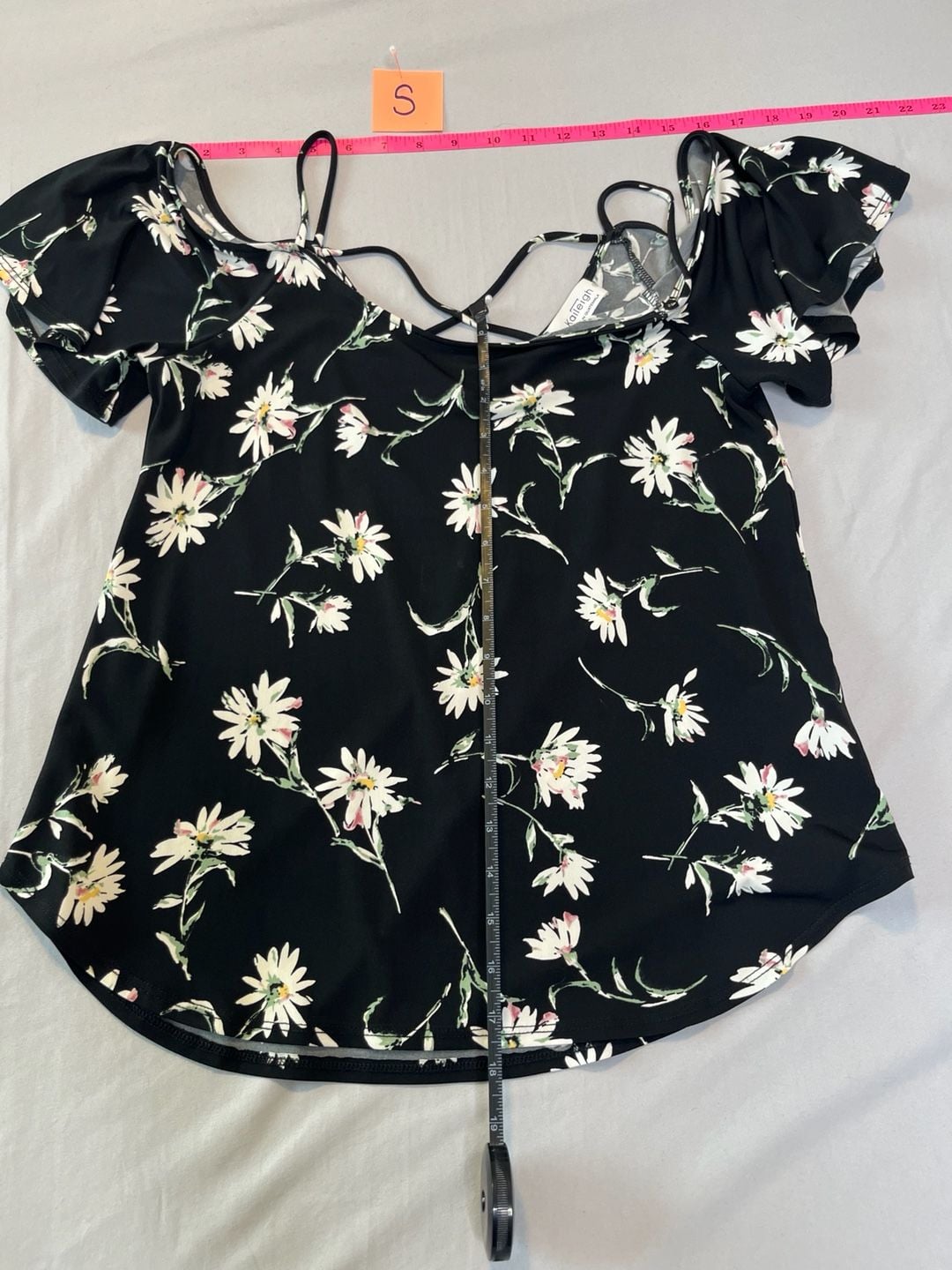 Y2K Black Floral Cold Shoulder Blouse V-Neck Short Sleeve Top 4