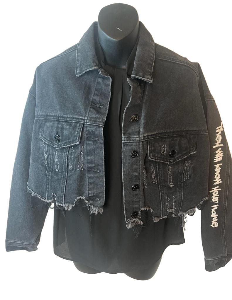 Trio Urban Black Distressed Crop Denim Jacket Marilyn Monroe graffiti Text S/M 3