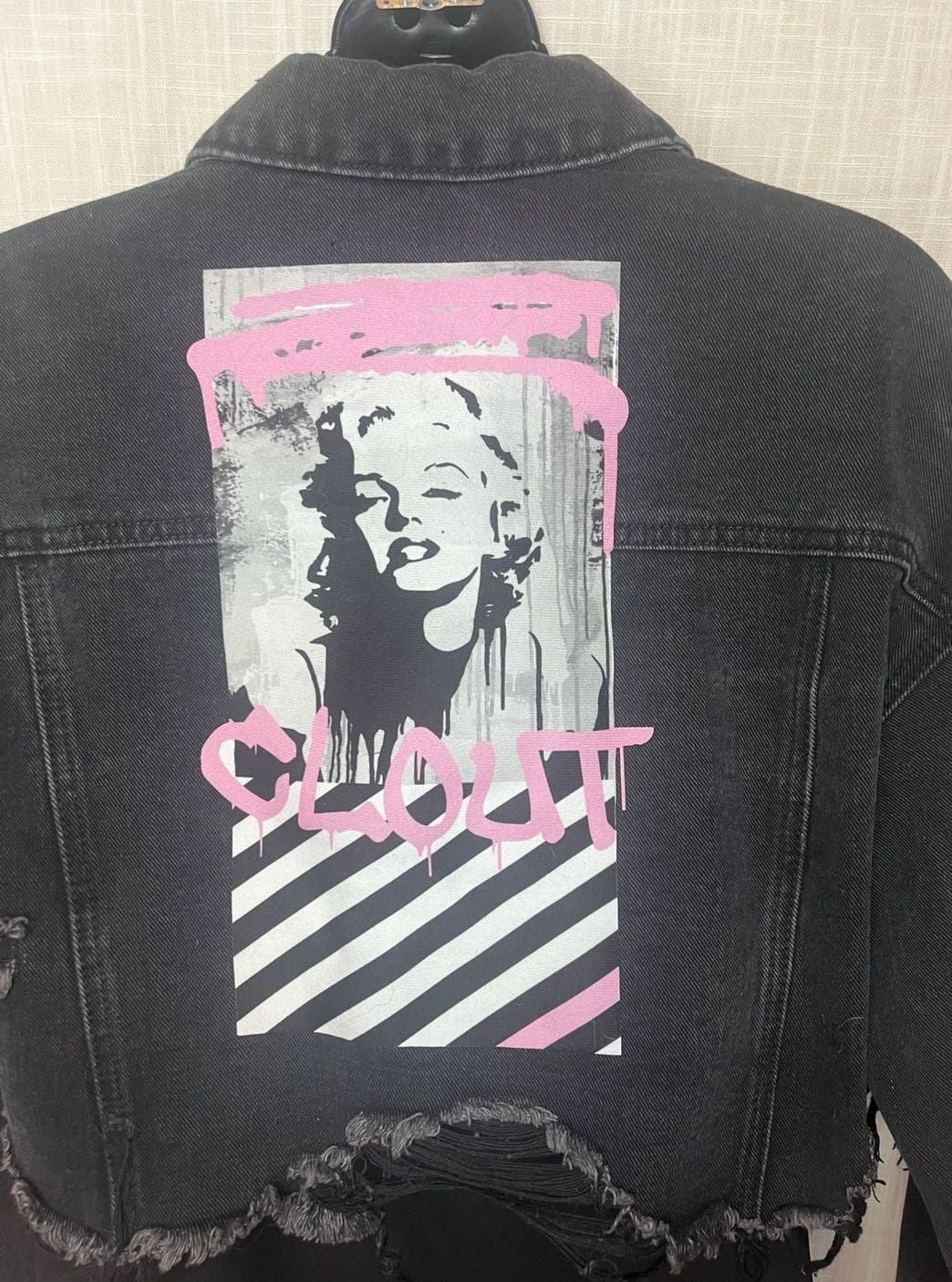 Trio Urban Black Distressed Crop Denim Jacket Marilyn Monroe graffiti Text S/M 5