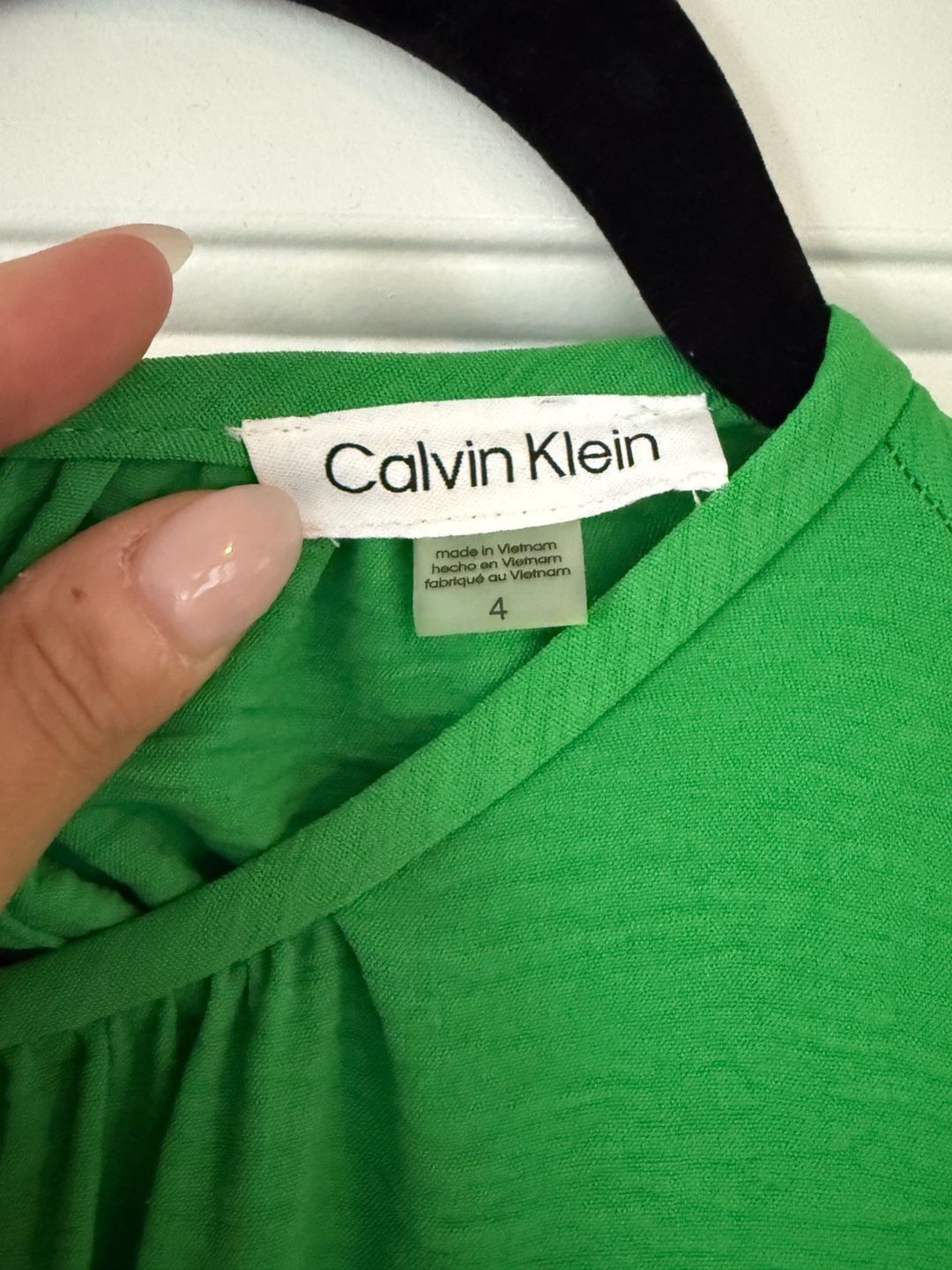 Calvin Klein 4