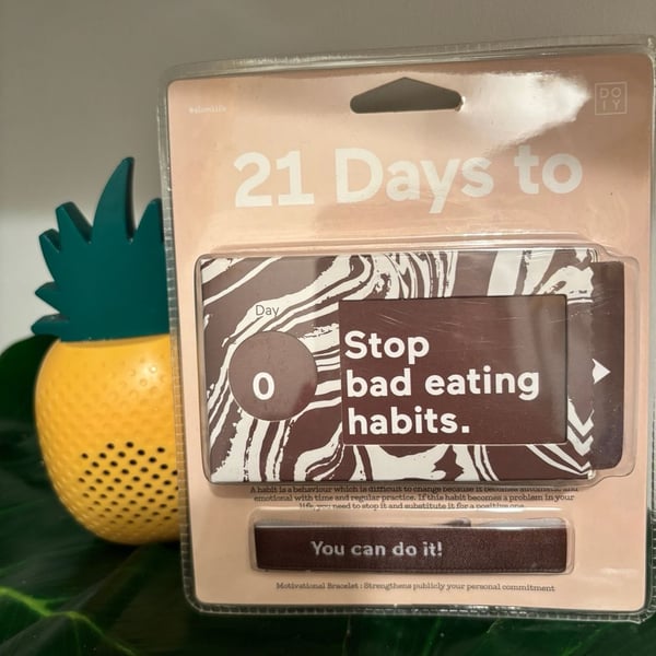 DOIY 21 Days to Stop Bad Eating Habits Challenge Ticket Box and Motivational Bracelet