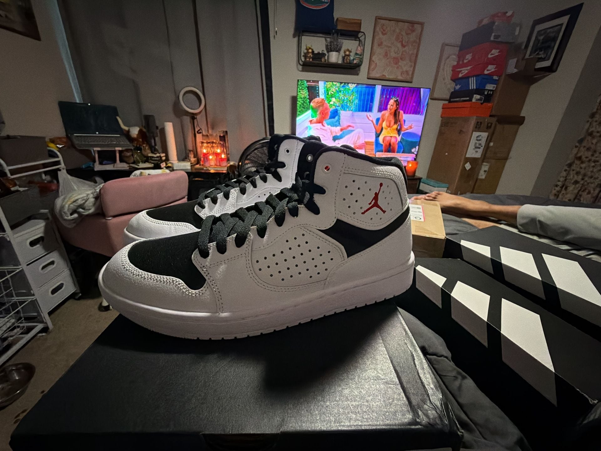 Jordan Access White Gym Red Black Men's Shoes AR3762-101 Size 9.5 2