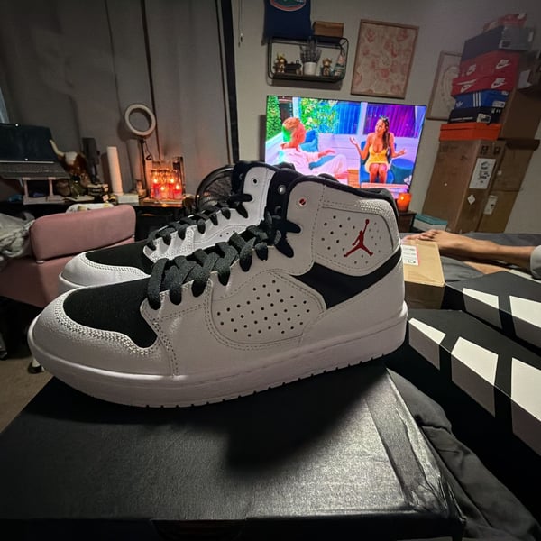 Jordan Access White Gym Red Black Men's Shoes AR3762-101 Size 9.5