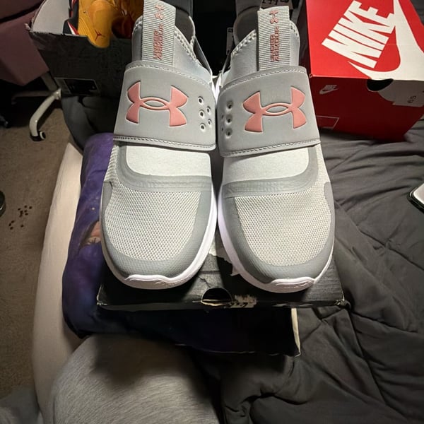 Under Armour Women's Runplay Gray/Pink Slip-On Running Shoes Size 8.5