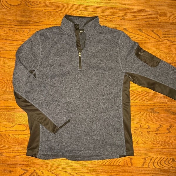Beverly Hills Polo Club Men's 1/4 Zip Heather Gray Fleece Sweater with Arm Pocket Size L