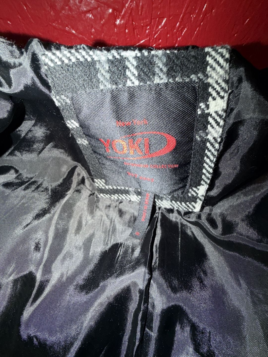 YOKI Women's Black and White Plaid Coat Size M 4