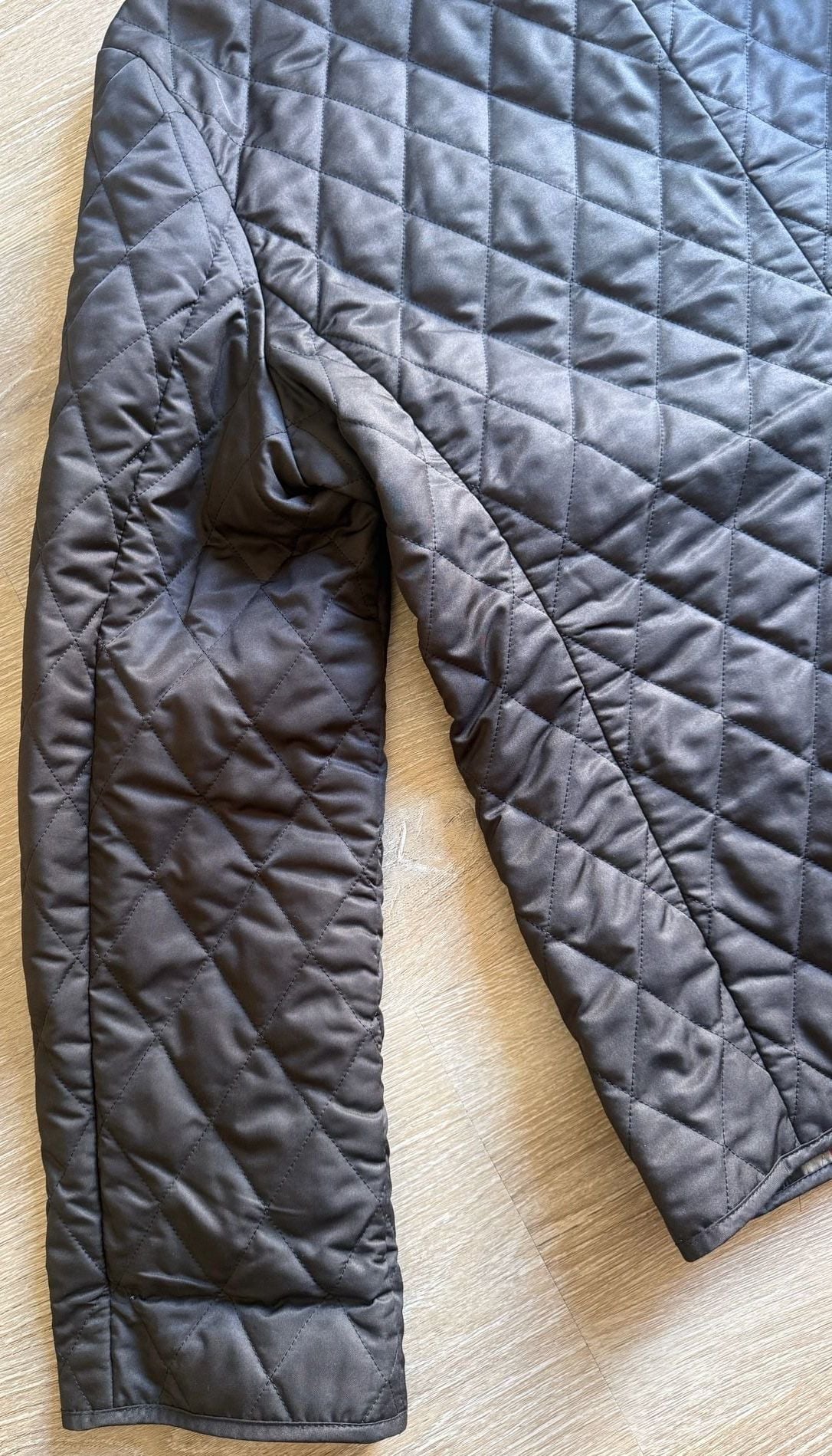 Burberry London Quilted Jacket with Nova Check Lining 15