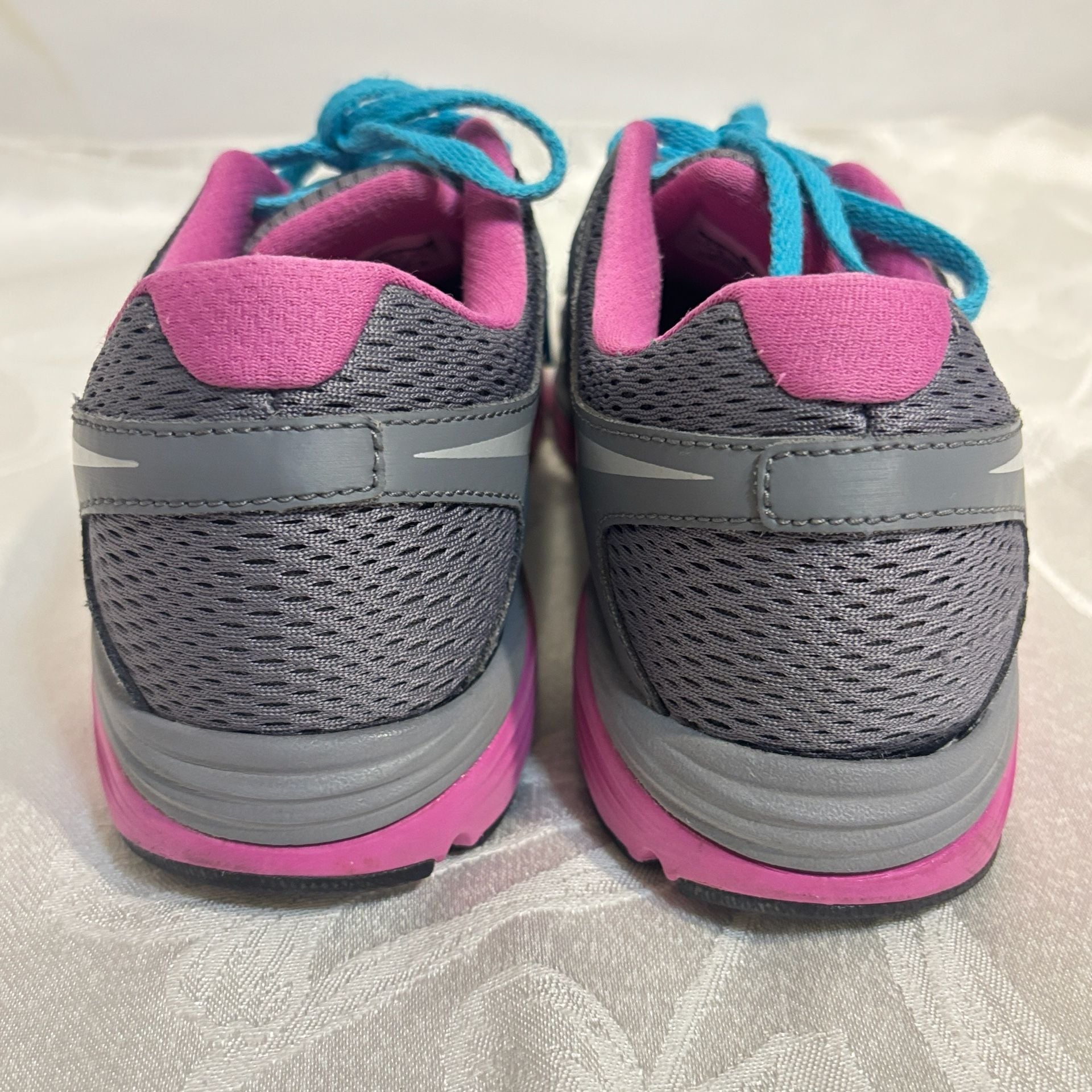 Nike Women's Dual Fusion Run 2 Gray Pink Blue Running Shoes Size 7.5 7
