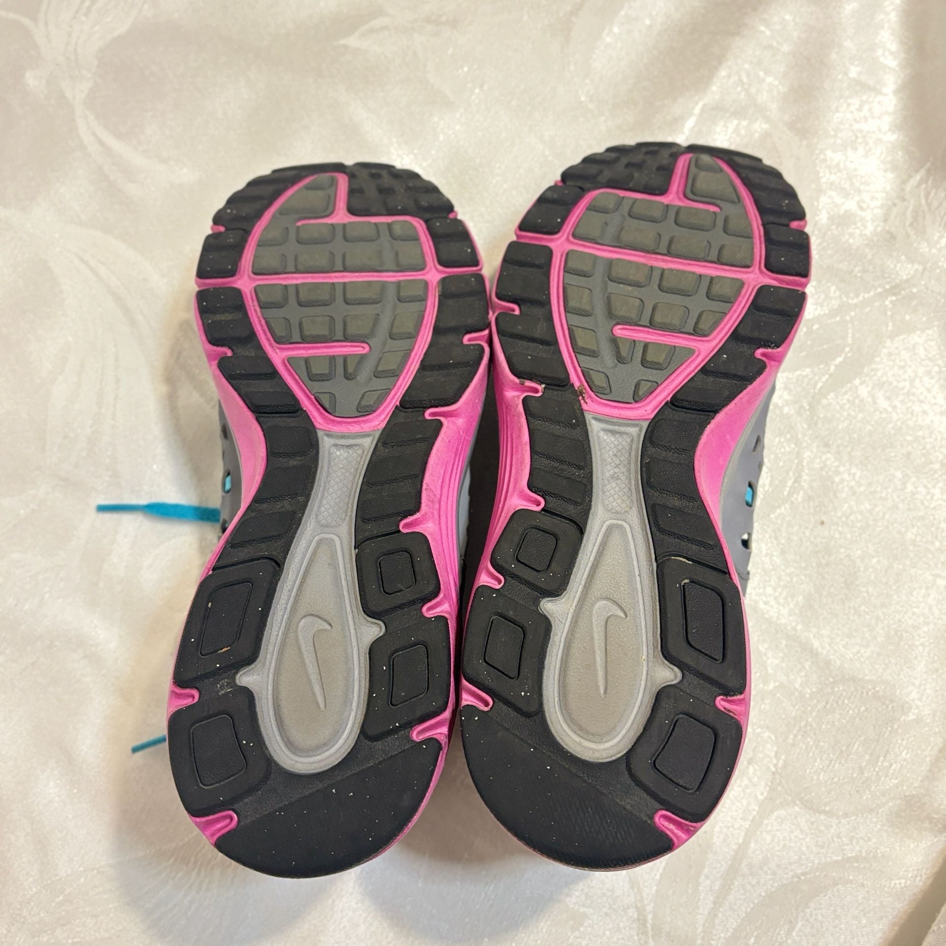 Nike Women's Dual Fusion Run 2 Gray Pink Blue Running Shoes Size 7.5 10