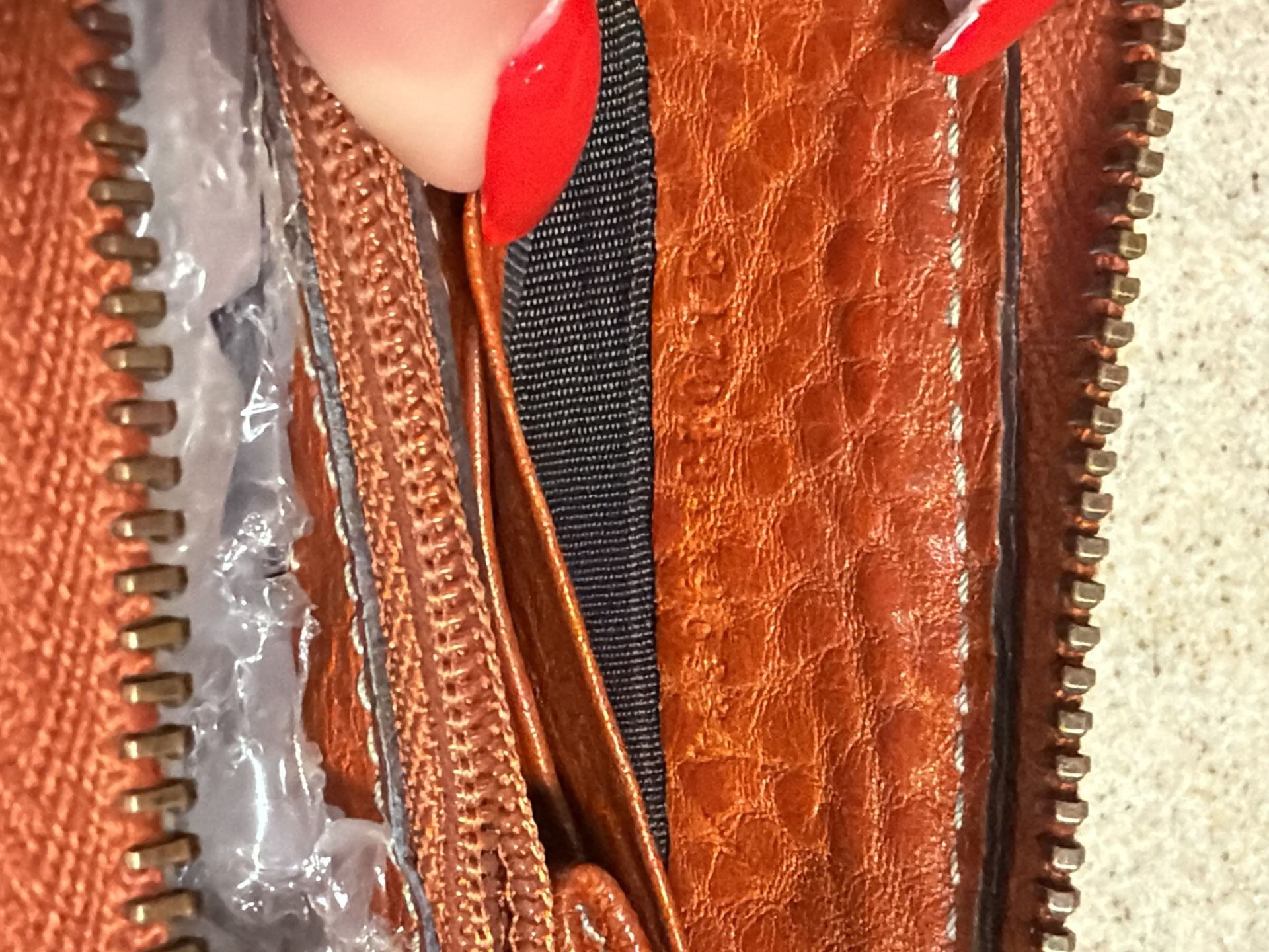 Vintage Gucci Brown GG Monogram Zip-Around Wallet with Gold GG Charm 11