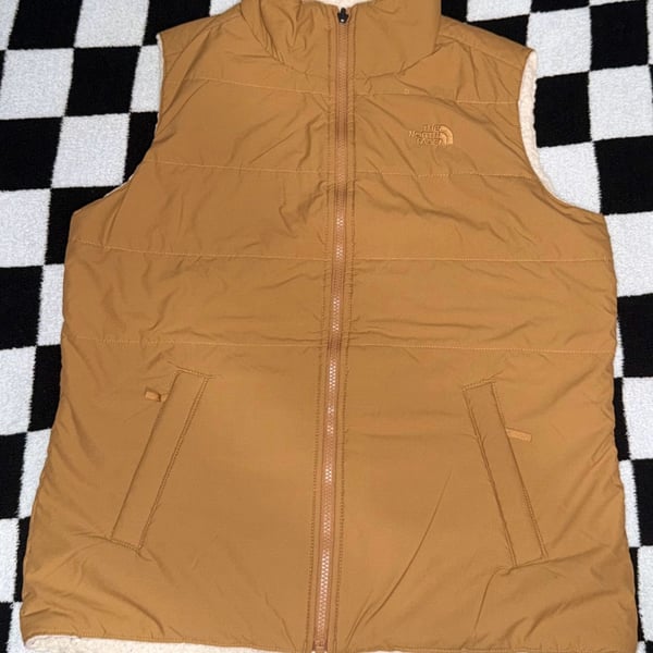 Women's Puffer Vest - Relaxed Fit - double sided