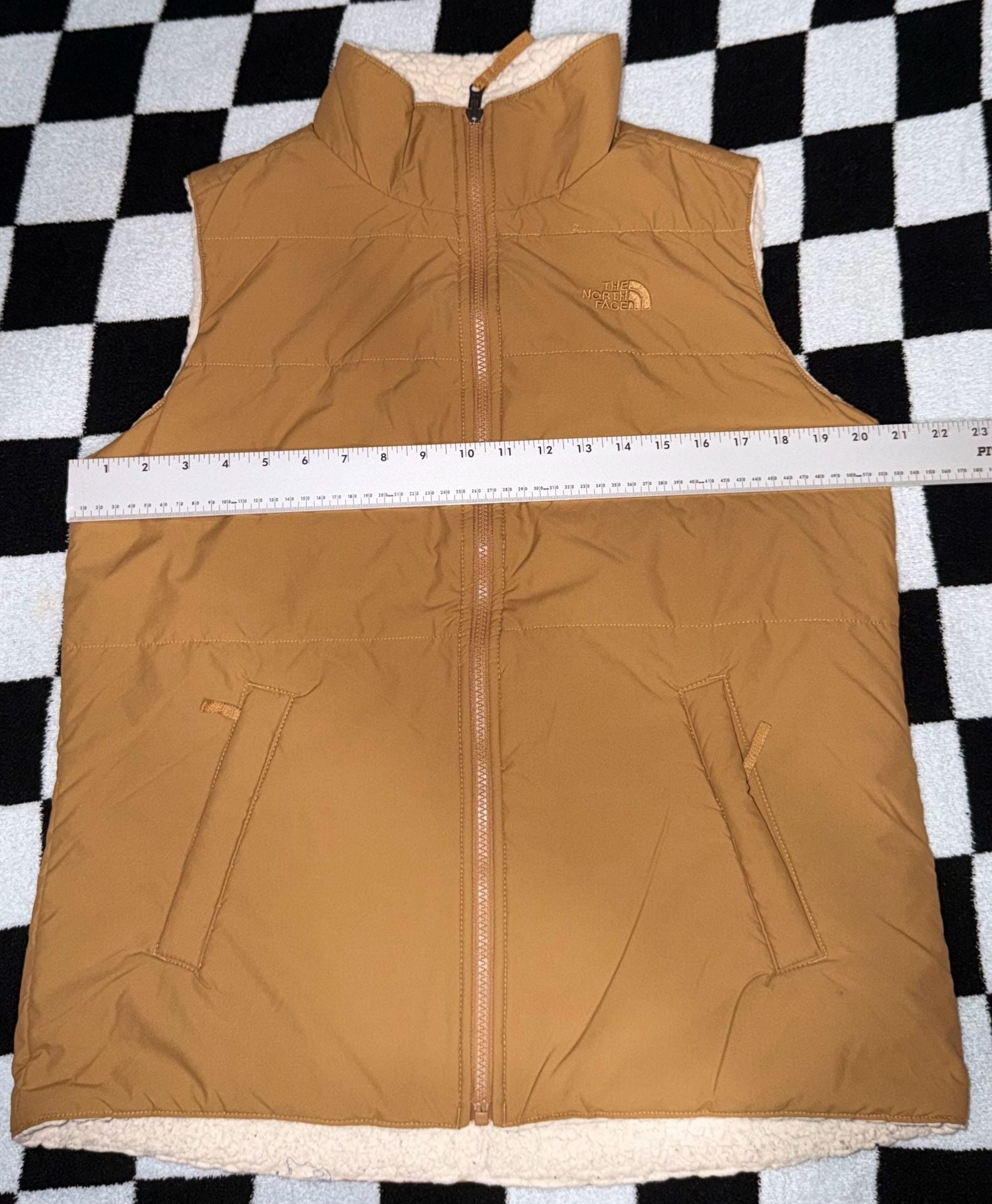 Women's Puffer Vest - Relaxed Fit - double sided 21