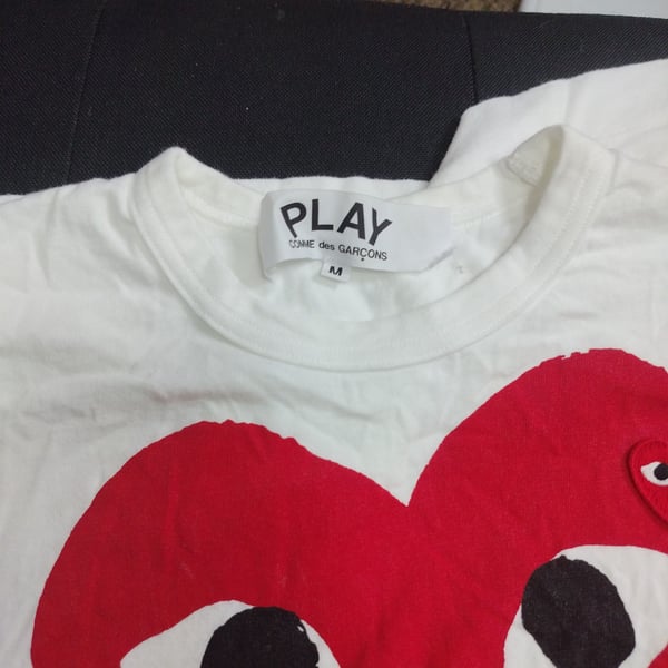Comme Des Garcons PLAY Big Red Heart T-Shirt White Size M AZ-T026