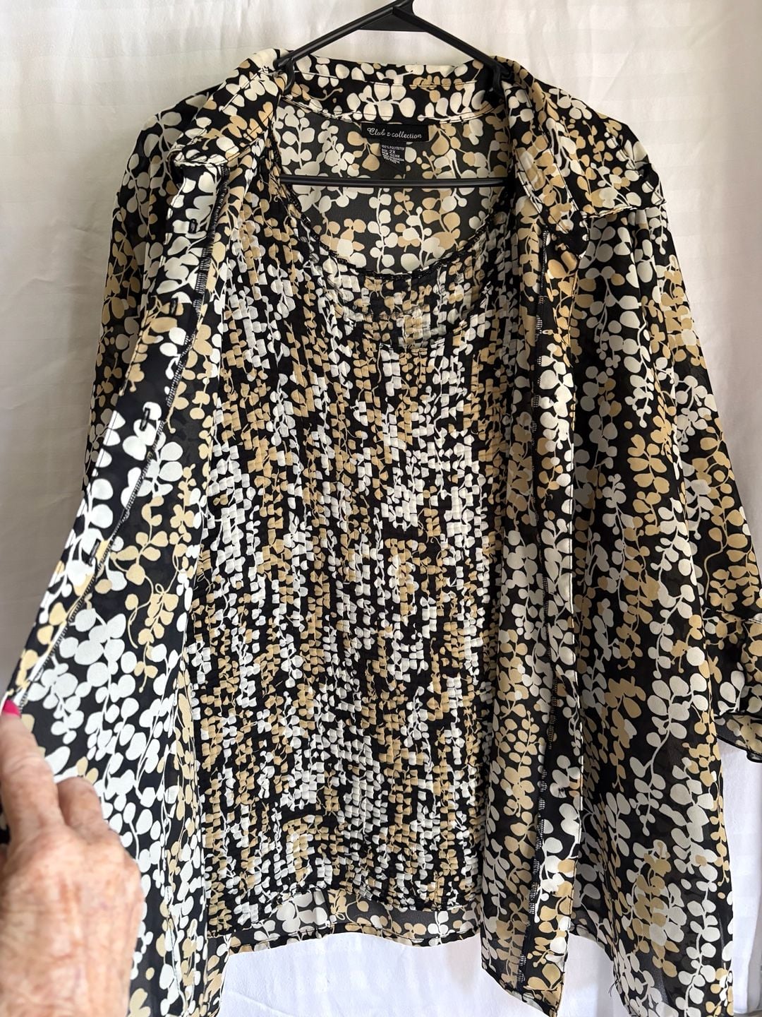 Club z collection Black and Beige Floral Print Long Sleeve Blouse 7