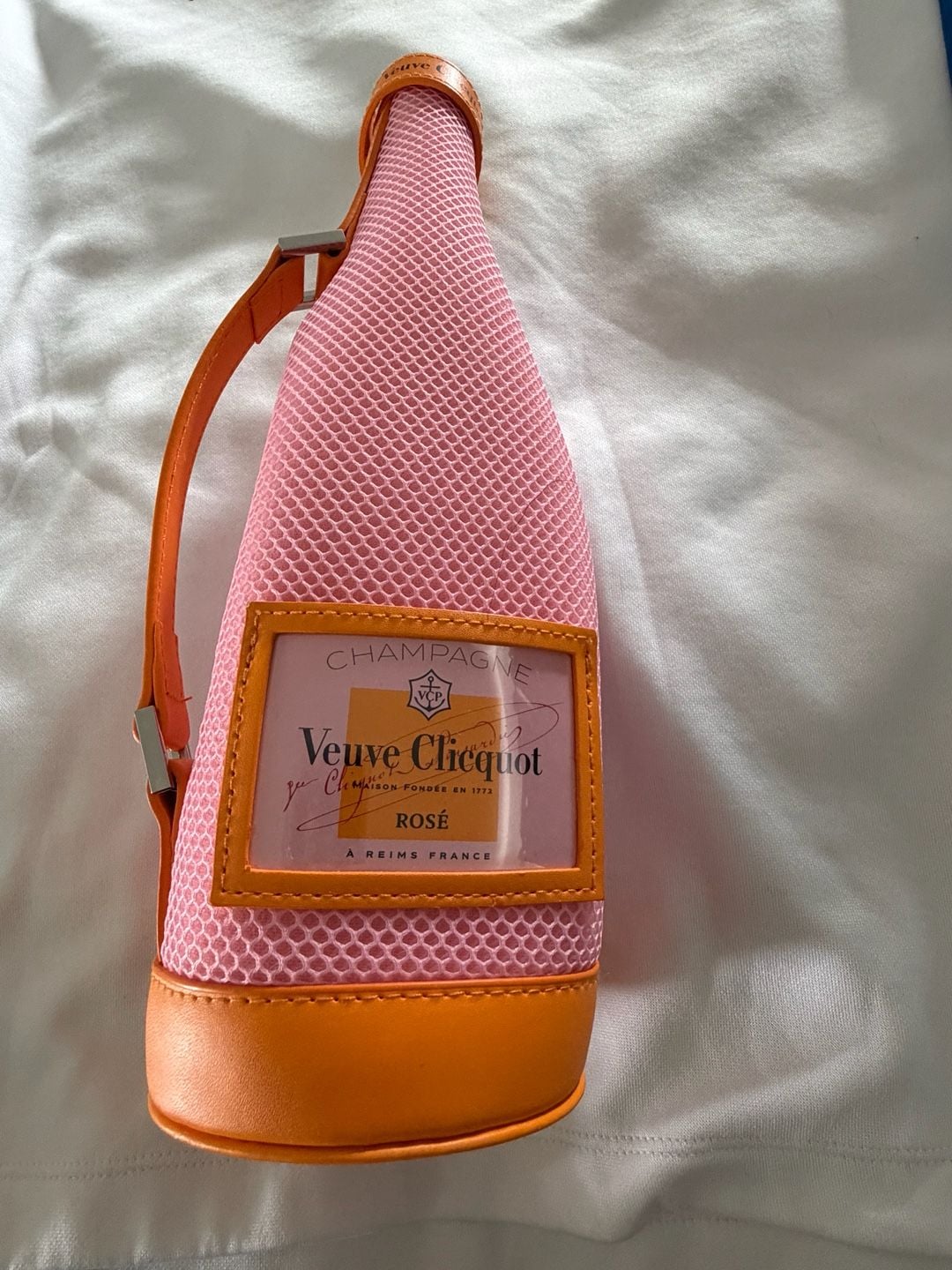 Veuve Clicquot Rose Champagne Bottle Zip Up Ice Jacket 750ml Pink Orange Coozy 2