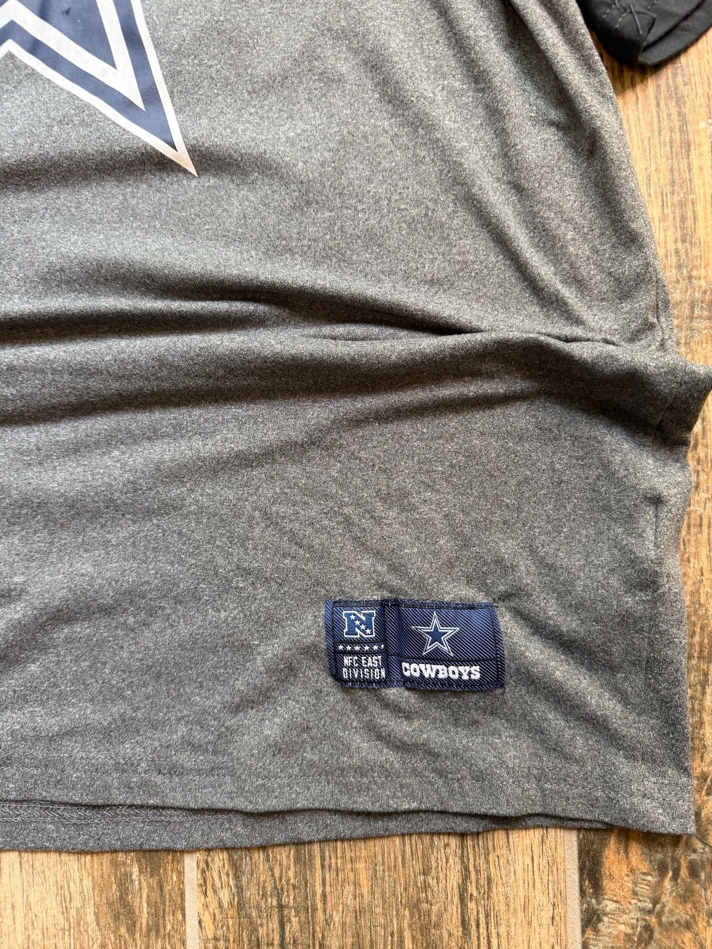 Dallas Cowboys NFL Ultra Gear Shirt Adult M Black and Grey 3