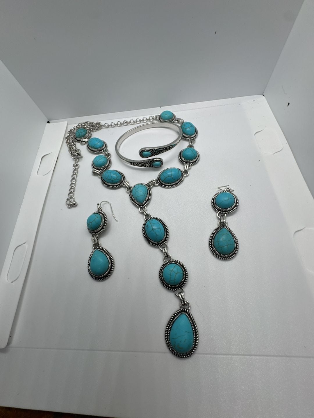 Western Turquoise Y Necklace Earrings and Cuff Bracelet Jewelry Set 2
