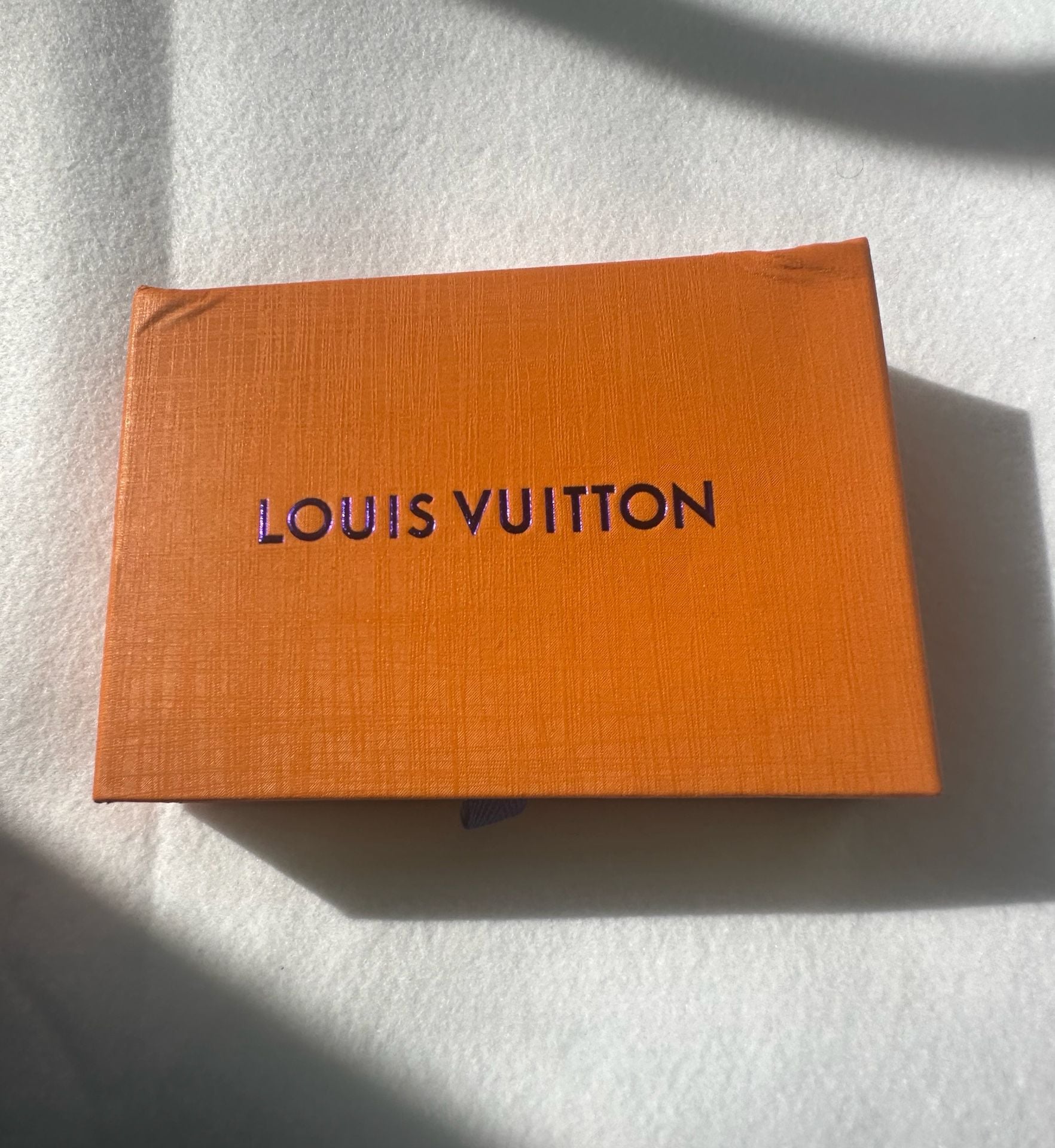 Louis Vuitton Louisette Flower Earrings 7