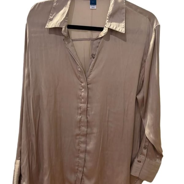 Old Navy Champagne Gold Satin Button-Up Long Sleeve Shirt Womens Size L