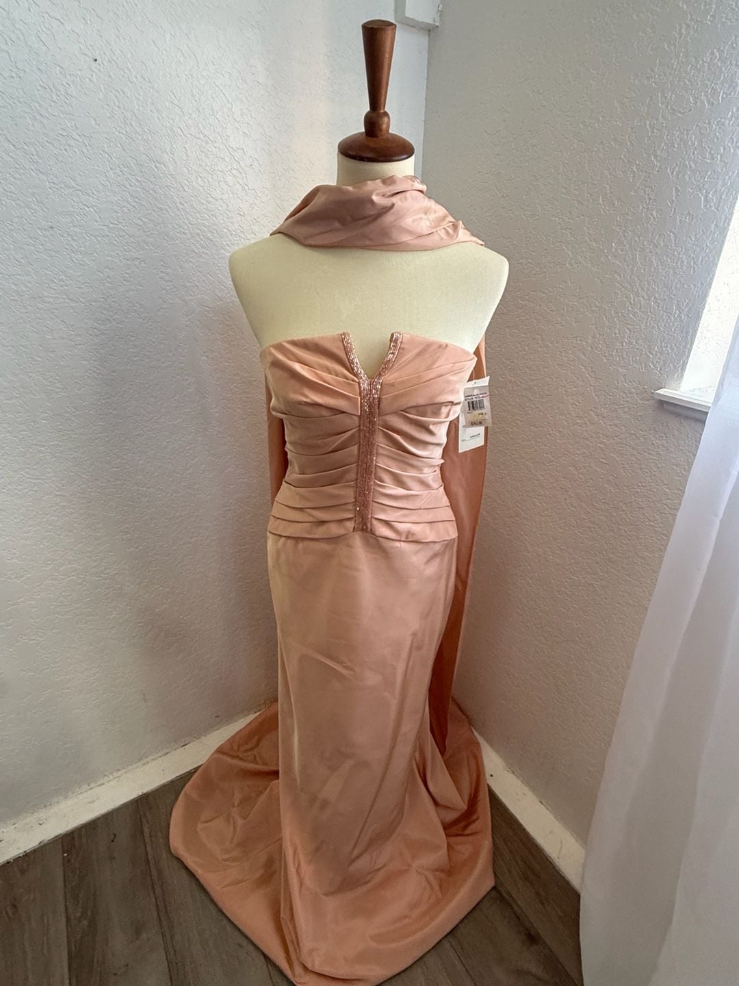 Y2k NWT Carmen Marc Valvo Signature Style 11776 Strapless Beaded Gown Size 4 8