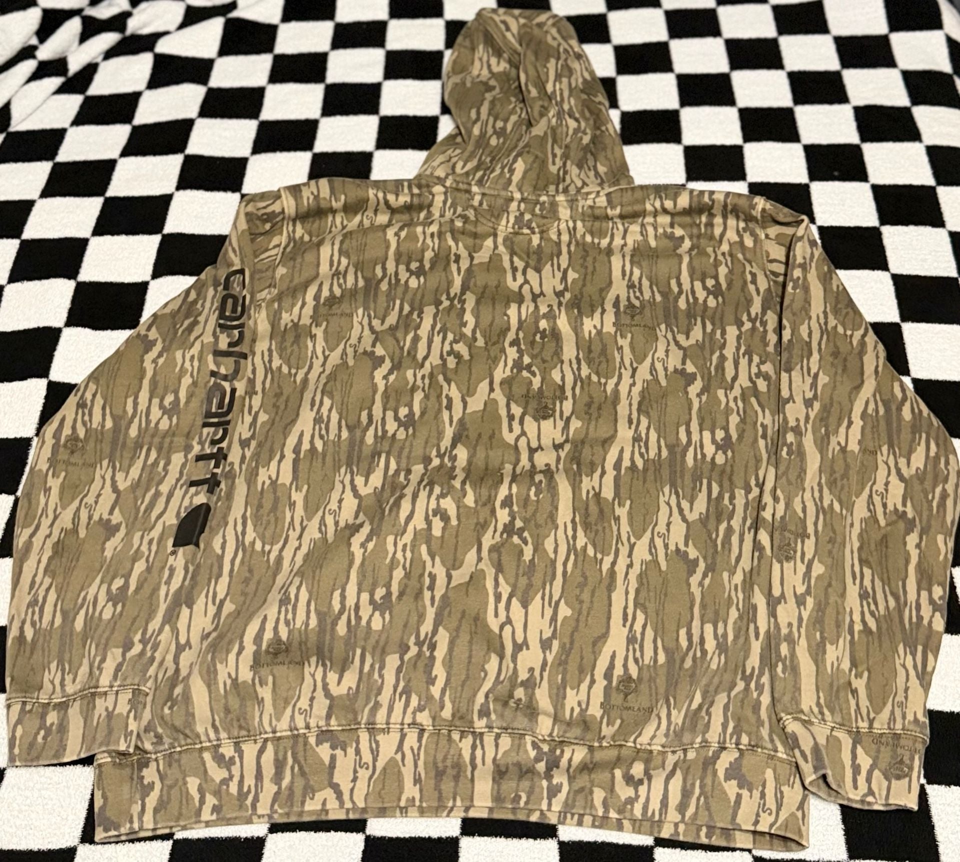 Carhartt Men's Mossy Oak Camo Loose Fit Midweight Sleeve Graphic Hoodie 3