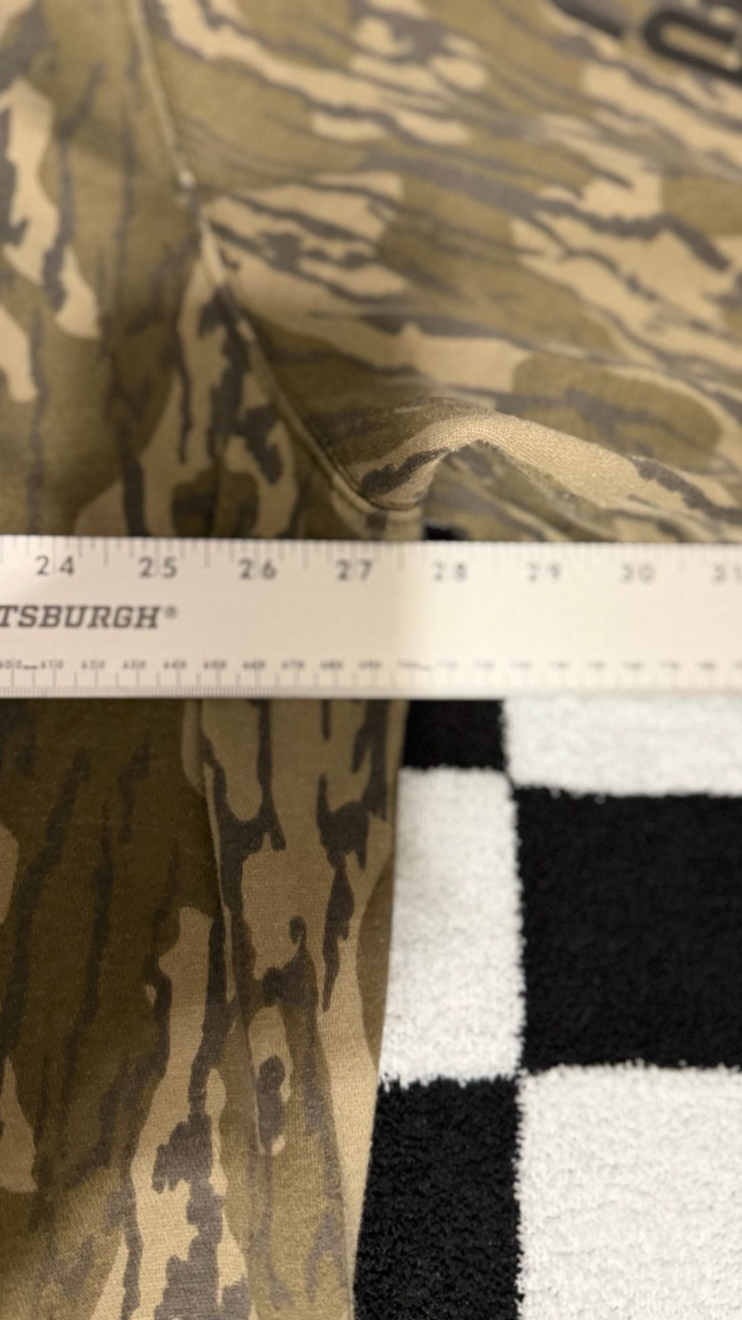 Carhartt Men's Mossy Oak Camo Loose Fit Midweight Sleeve Graphic Hoodie 8