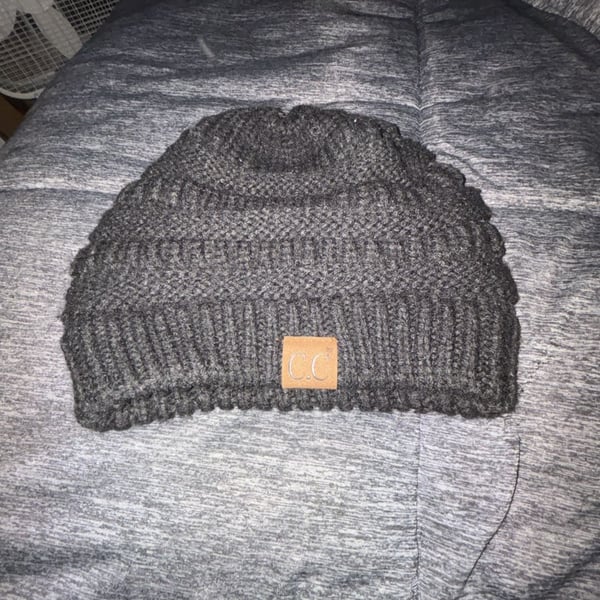CC Brand Solid Black Ribbed Beanie "The Original" Beanie – Gals and Dogs Boutique Limited,