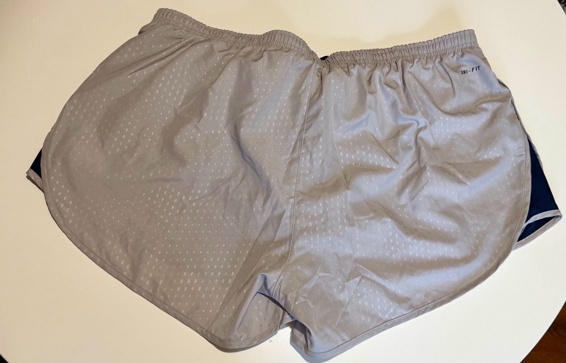 Nike Dri-FIT Penn State Nittany Lions Women’s Running Shorts Athleisure Gray Size XXL 5