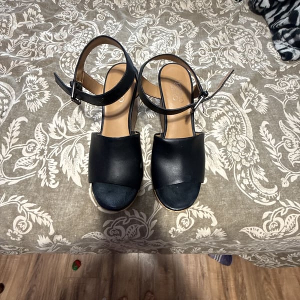 Franco Sarto Women's Black Leather Cork Wedge Ankle Strap Sandals