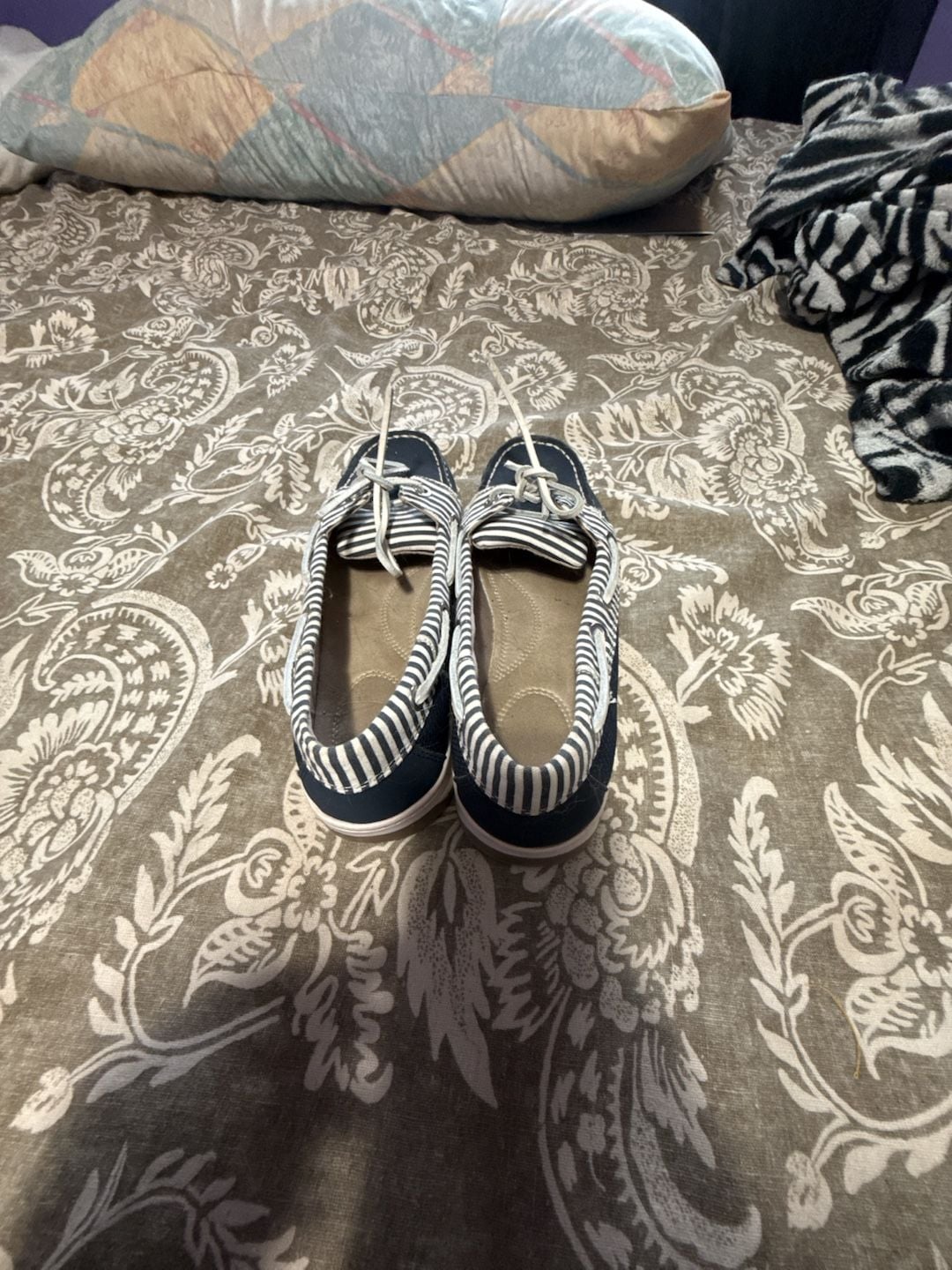 Croft & Barrow Women's Blue Striped Boat Shoes 4