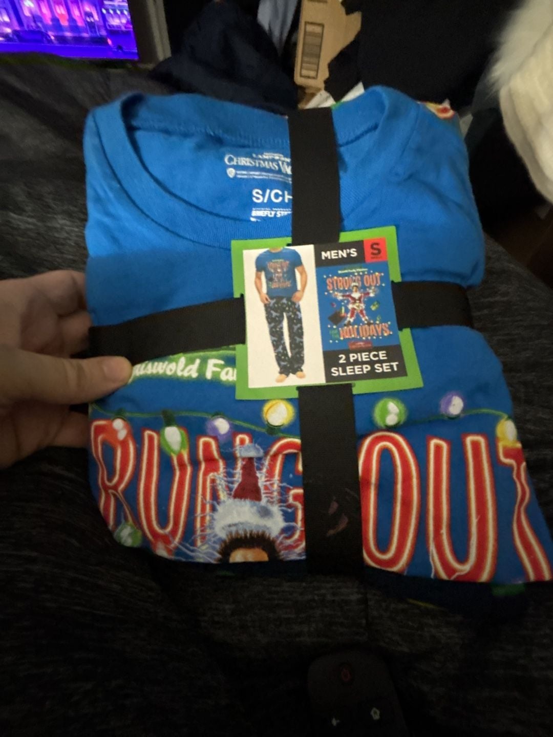 Christmas Vacation Graphic T-Shirt and Plush Pants Sleepwear Set Mens Size S. 1