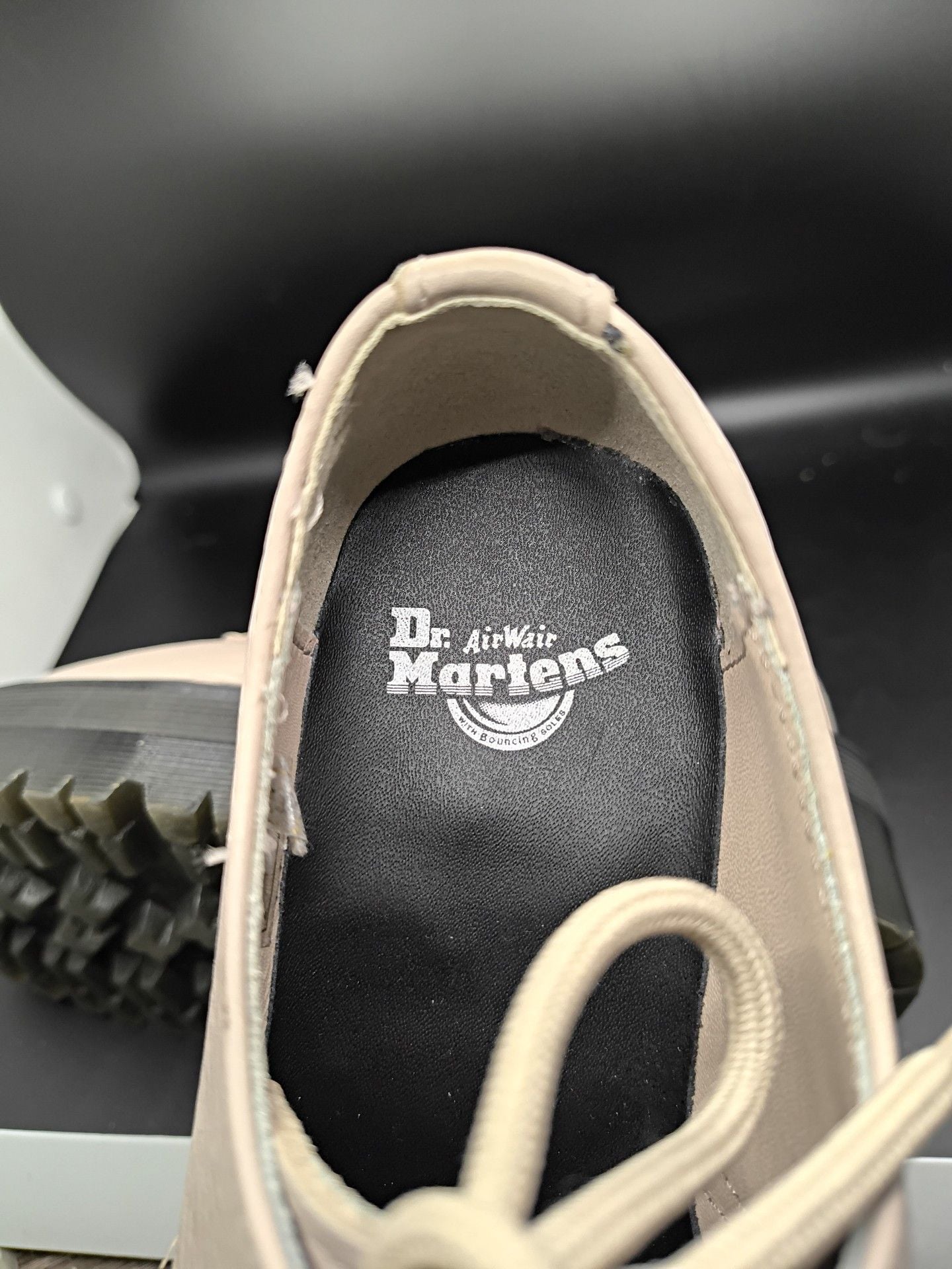 Dr. Martens Quad Bex Oxford Shoes 9