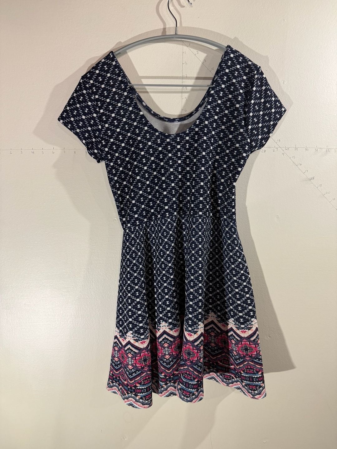 Planet Gold Blue and White Aztec Pattern Short Sleeve Skater Dress 7