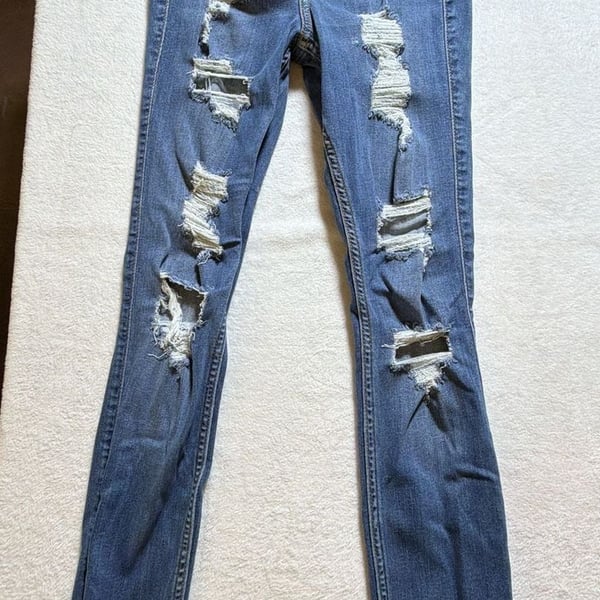 Hollister High-Rise Jean Legging Distressed Medium Wash Size 5R W27 L28