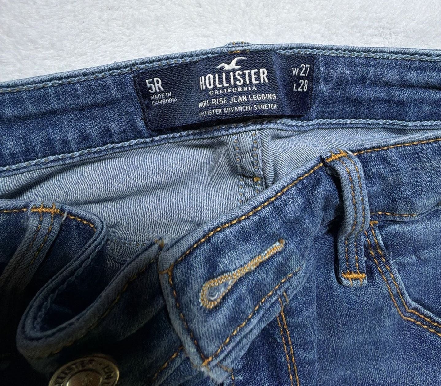 Hollister High-Rise Jean Legging Distressed Medium Wash Size 5R W27 L28 3