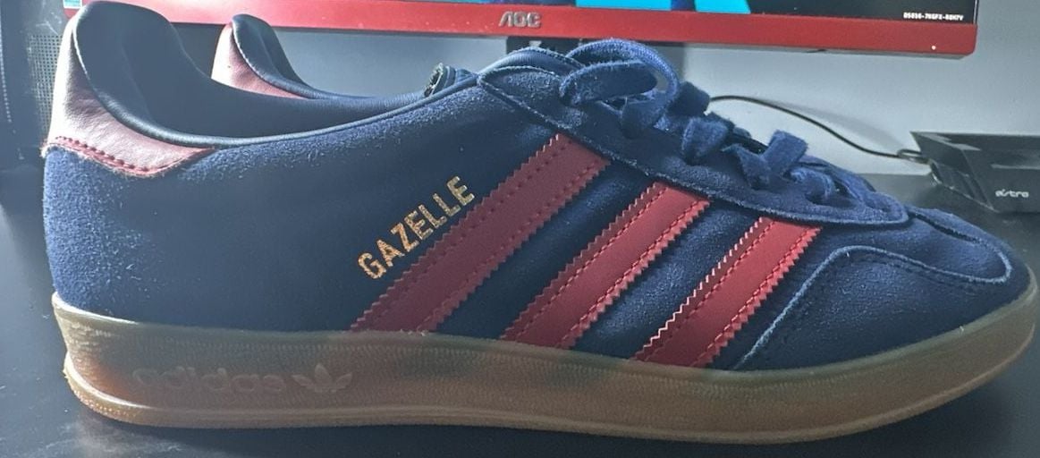 Adidas Originals Gazelle Indoor Sneakers Victory Blue Team Victory Red Gum 4