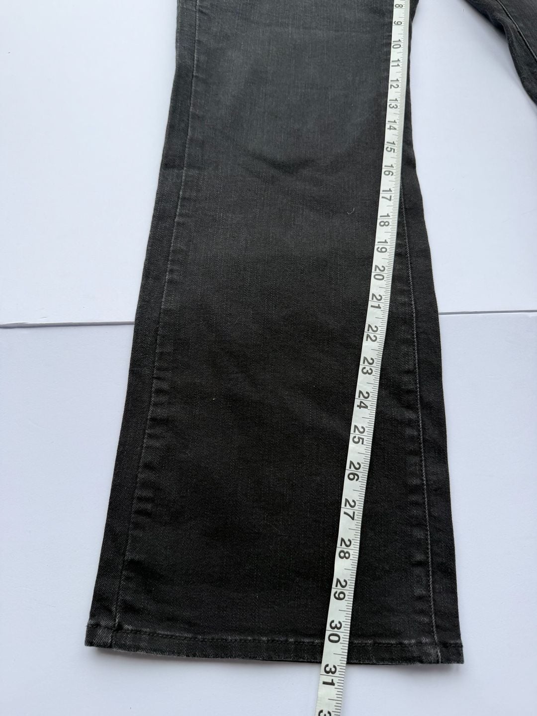 Levi's Perfectly Slimming 512 Bootcut Black Jeans Size 12 8