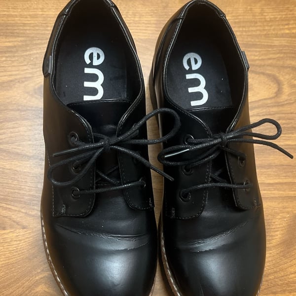 Emmshu Black Faux Leather Lace-Up Chunky Heel Oxford Shoes