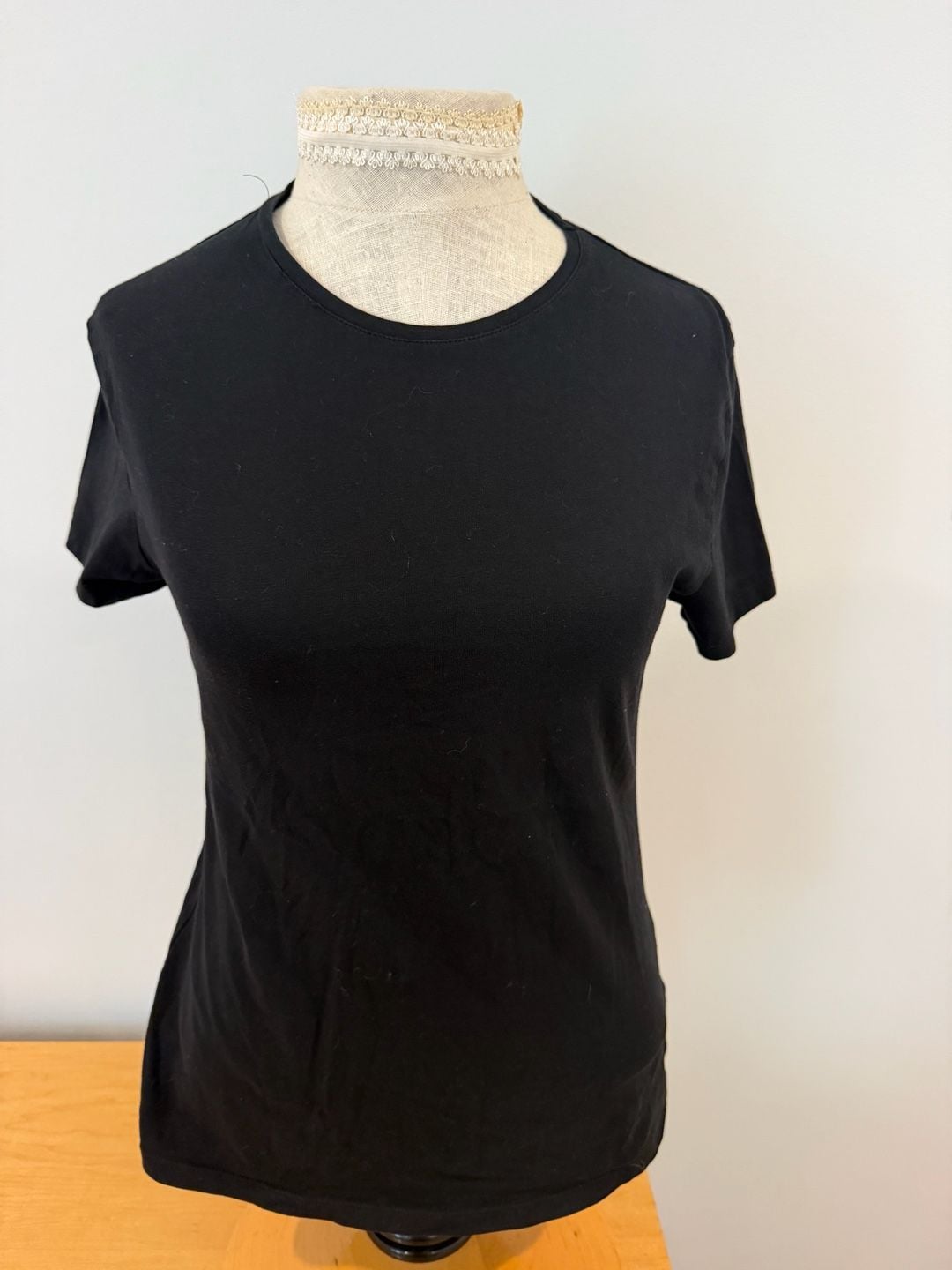 Gen Z Fabulous women’s Basic Black Tee 2