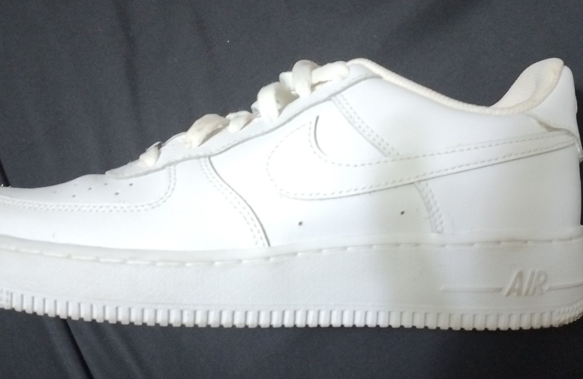 Nike Air Force 1 Low Triple White Sneakers with Box RR size 7 5