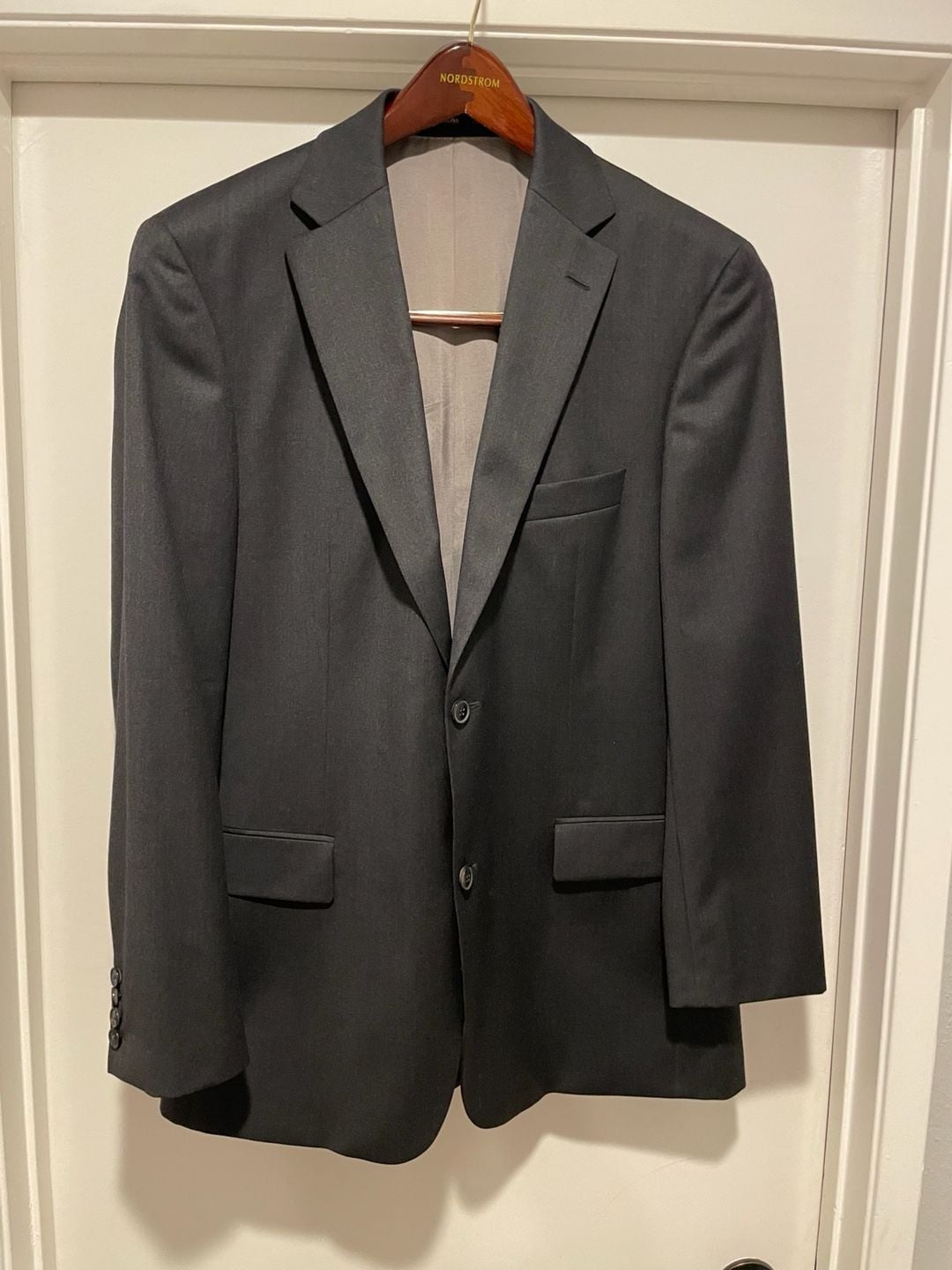 Hugo Boss Black Two-Piece Wool Suit Jacket and Pants Set 2