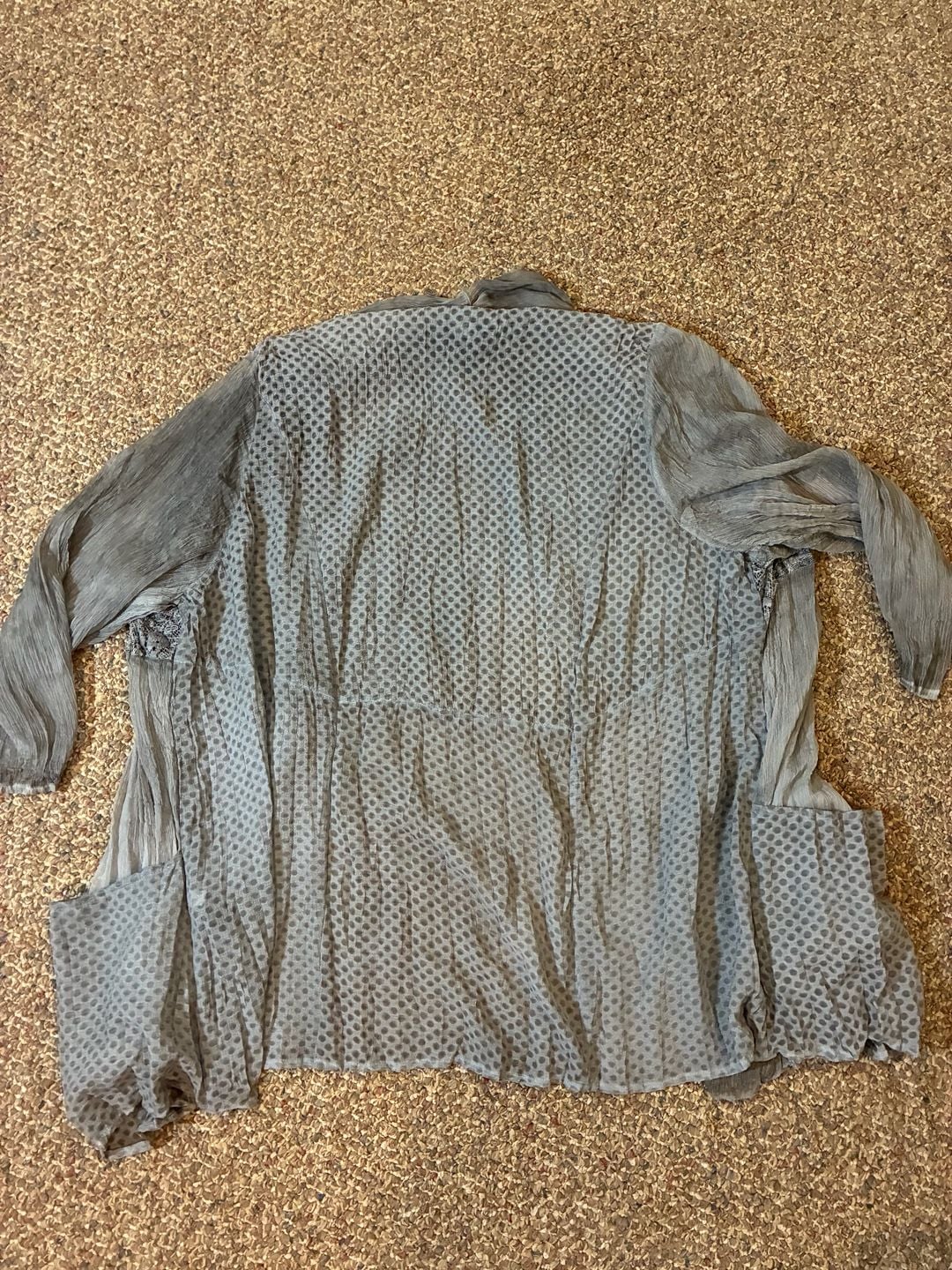 Chico's Travelers Collection Gray Fairy Lagenlook Open Gauzy Sheer Cardigan Size 2 10