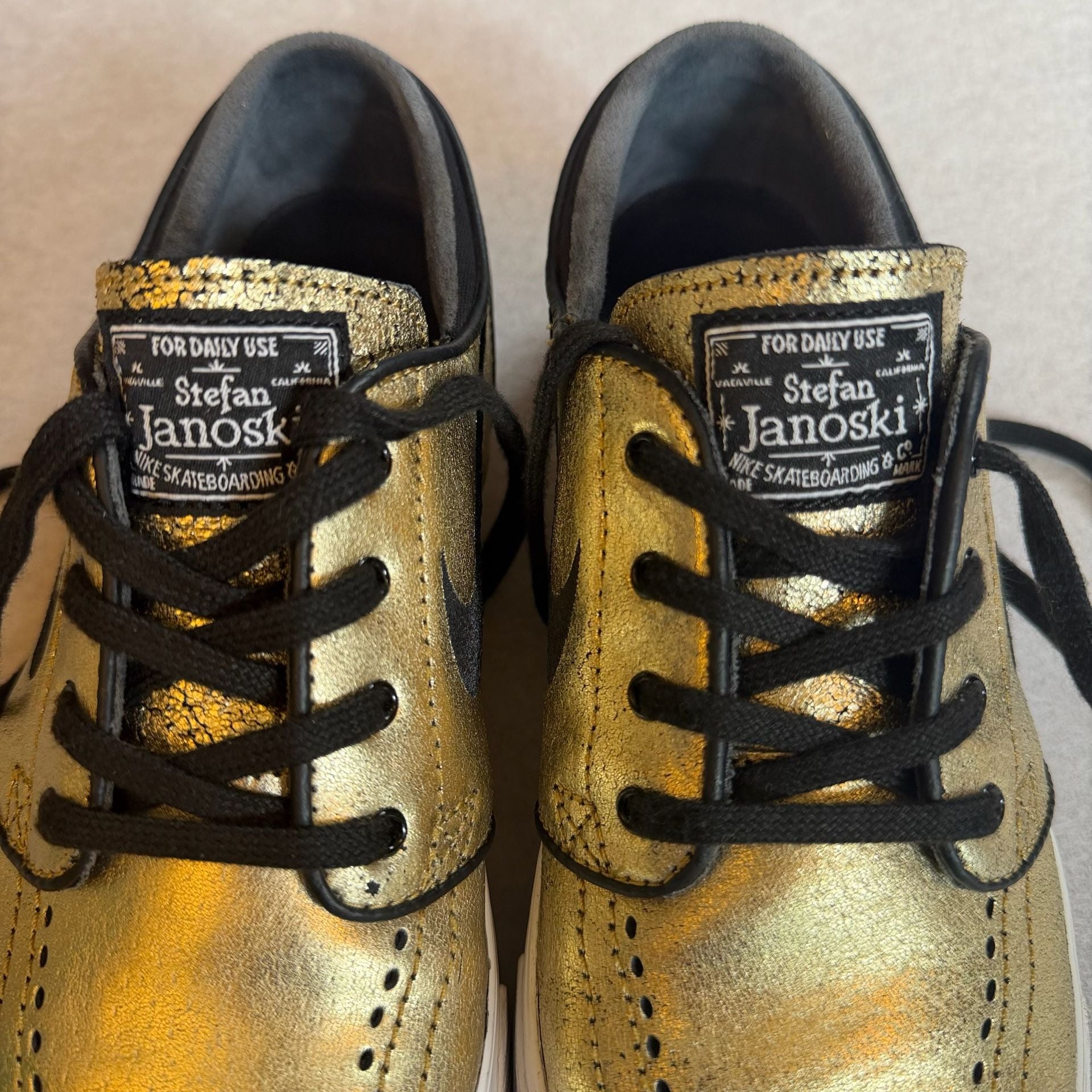 Nike SB Stefan Janoski Zoom Leather Men’s 7 Metallic Gold Black 616490-702 4