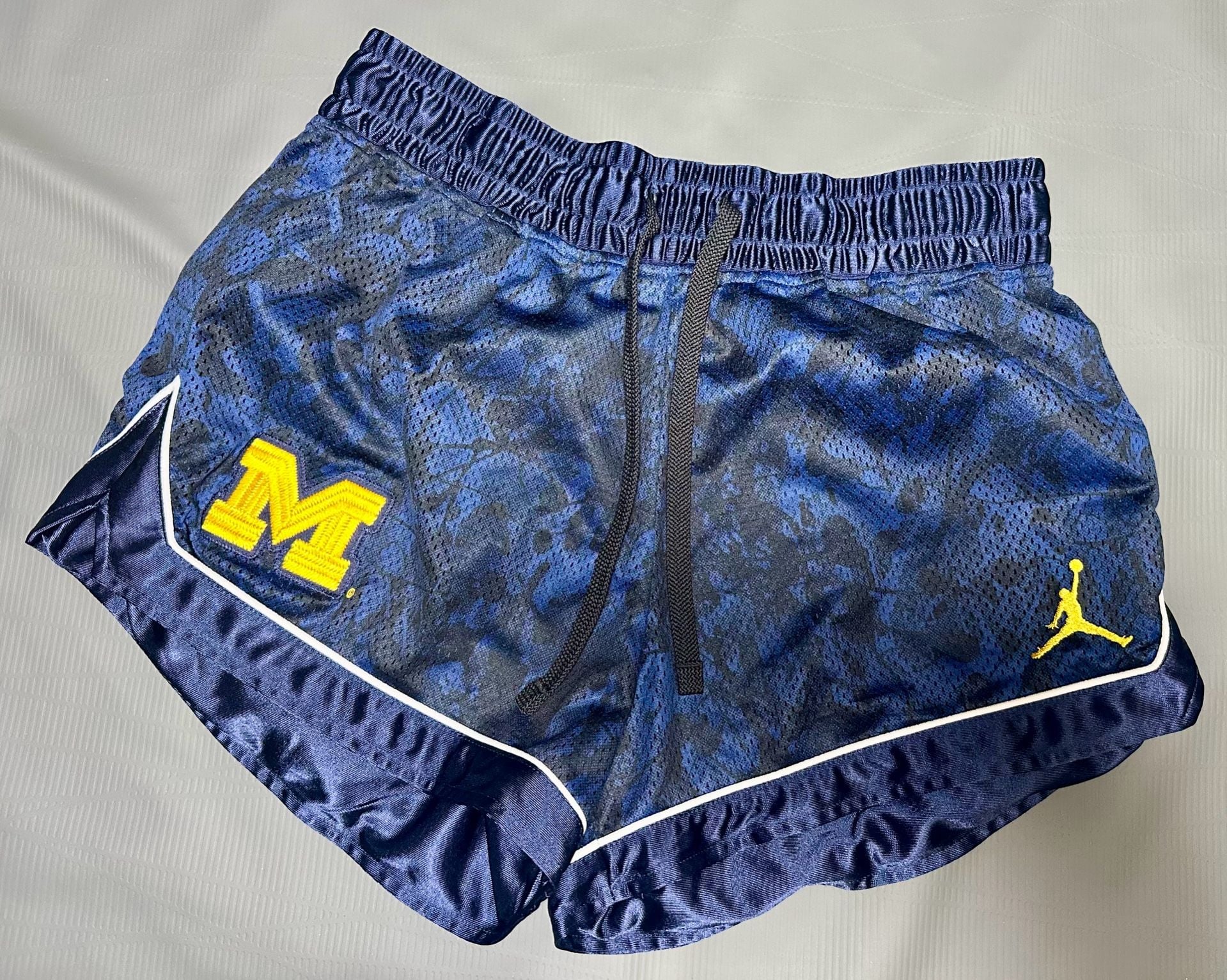 Jordan Michigan Wolverines Mesh Athletic Shorts Blue Women's L 2