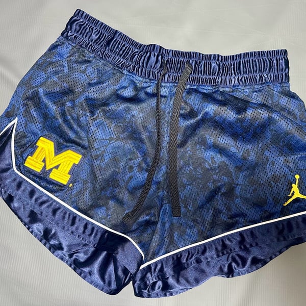Jordan Michigan Wolverines Mesh Athletic Shorts Blue Women's L